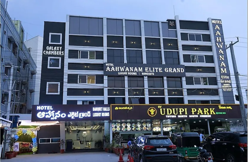HOTEL GVR AAHWANAM ELITE GRAND - Image 1