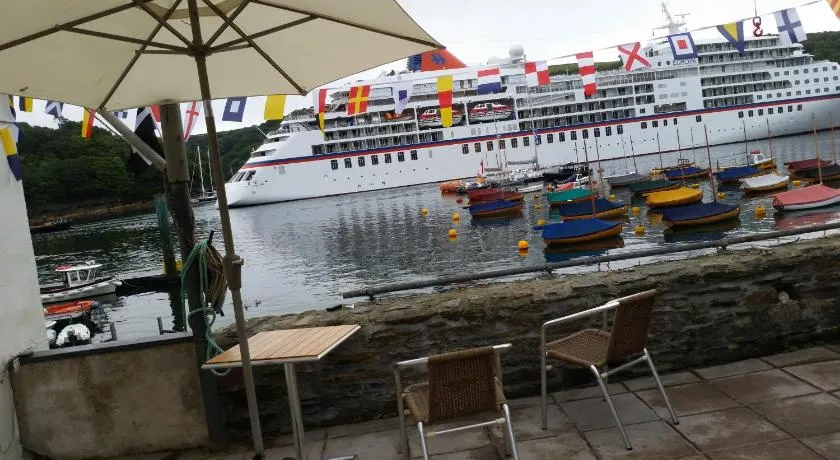 Reed's of Fowey - Image 1