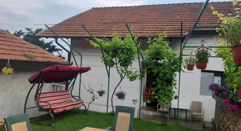 Vila Mir - Image 1