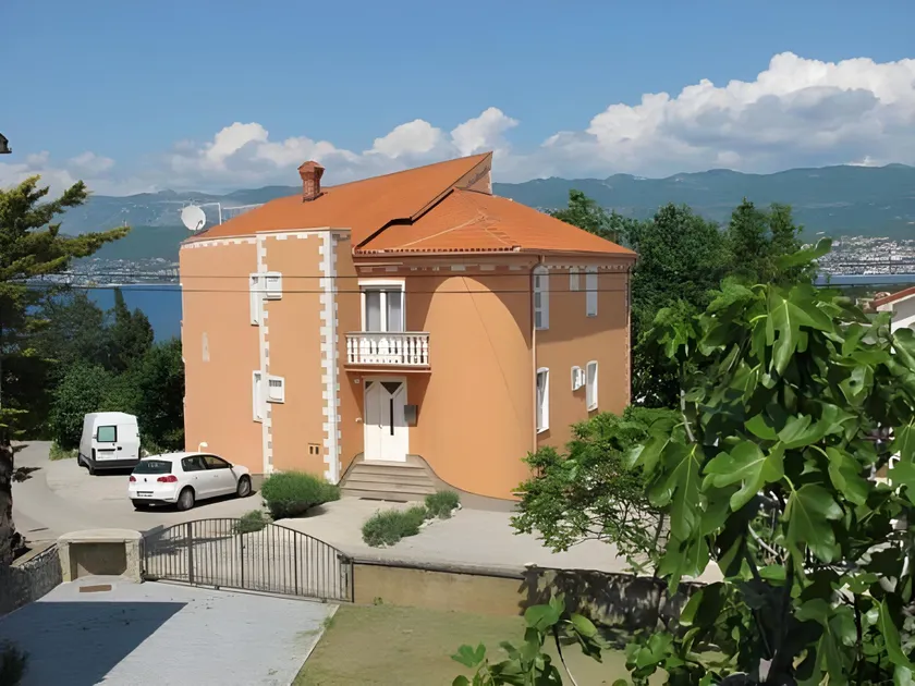 Apartments Vugica Šilo - Image 1