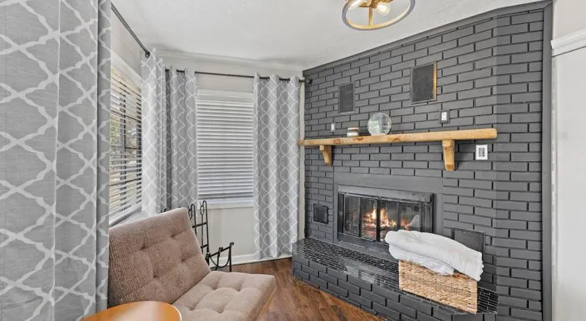 Cozy Ranch - Image 1