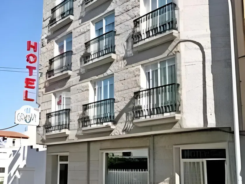 Hotel Grove - Image 1