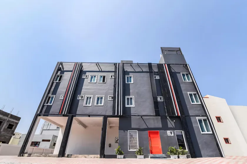 RG Suites Thoraipakkam - Image 1