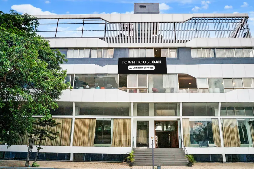 Super Townhouse Oak Hadapsar - Image 1