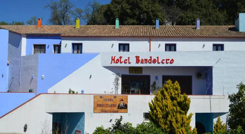 Hotel Restaurante Bandolero - Image 1
