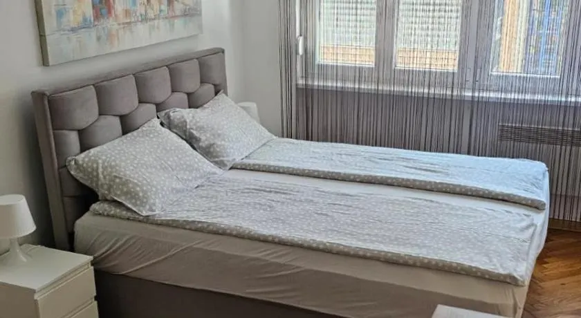 Sweet Home - Image 1