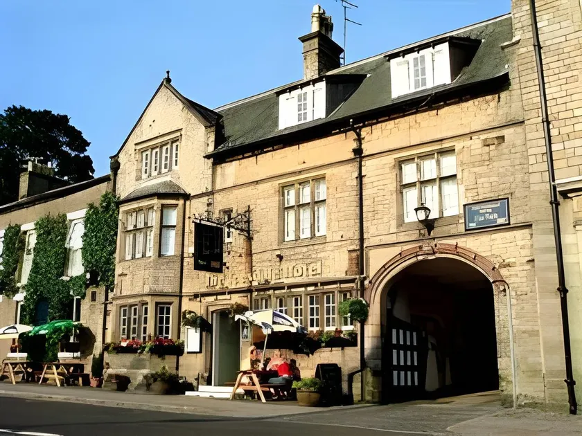 The Teesdale Hotel - Image 1