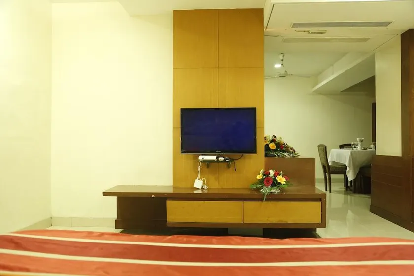 Hotel Surya - Image 1