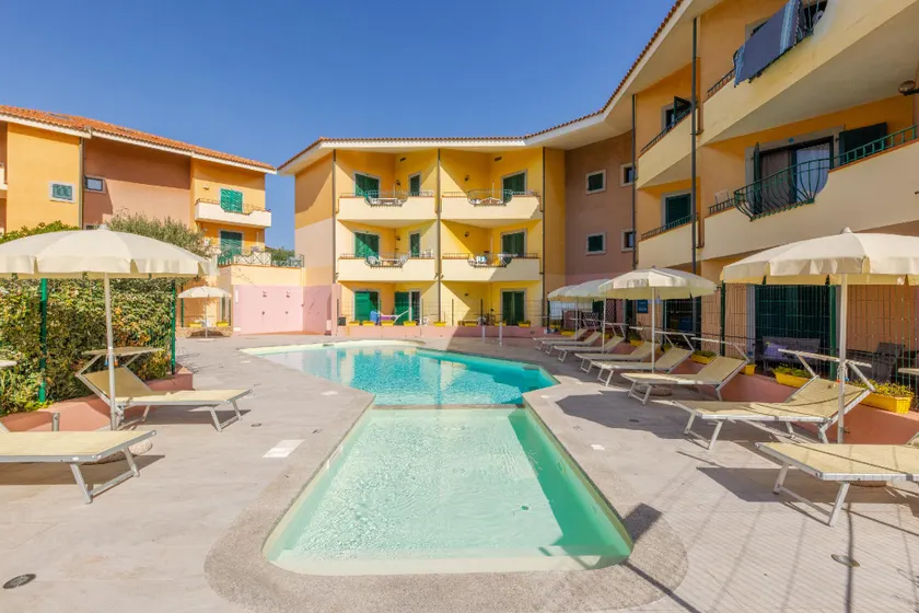 Residence I Mirti Bianchi - Image 1
