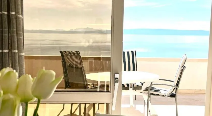 Villa Albatros - Image 1
