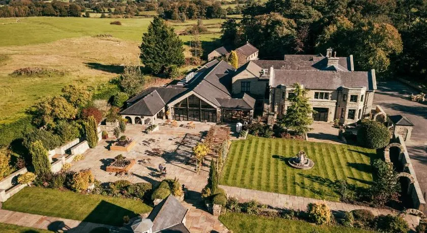 Longridge House - Image 1