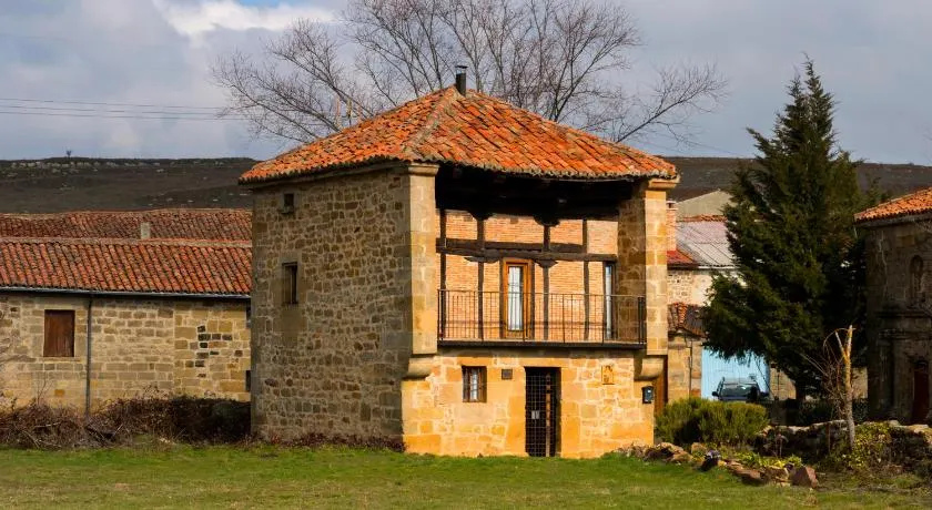 Casas Canduela - Image 1
