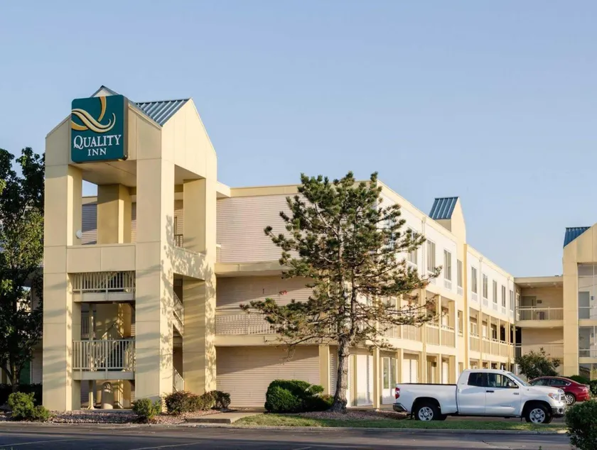 Merriam Park Inn - Image 1