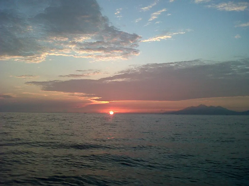 Diver's Cafe Amed - Image 1