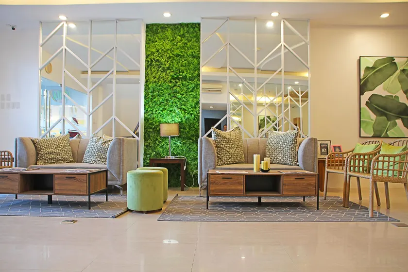 Holiday Suites Puerto Princesa - Image 1