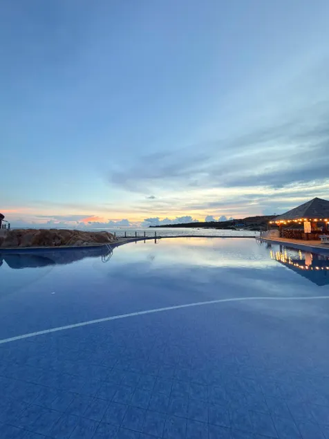Rock Water Bay Beach Resort & Spa - Image 1