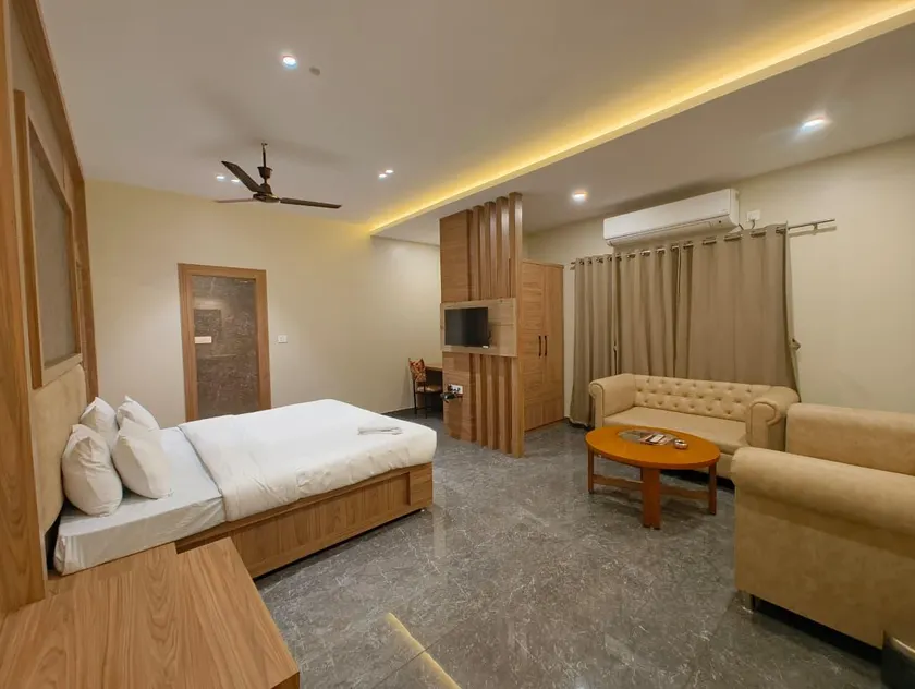 Hotel Dolly - Image 1
