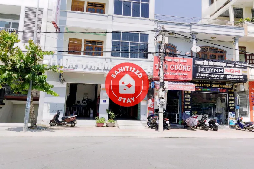 SPOT ON 1112 Thuy Tram Hotel 3 - Image 1