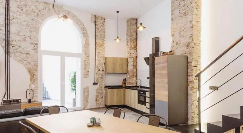 Apartamentos BocairentHomes, en pleno centro de Bocairent, con pequeña piscina y parking privado - Image 1