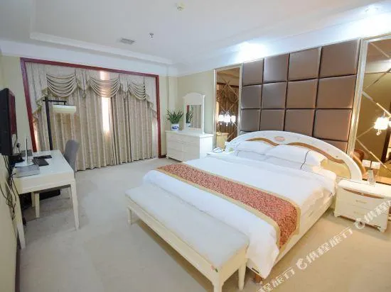 Censhan Hotel - Image 1
