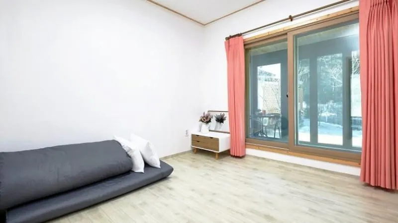 gapyeong sanchaek Glamping Pension - Image 1