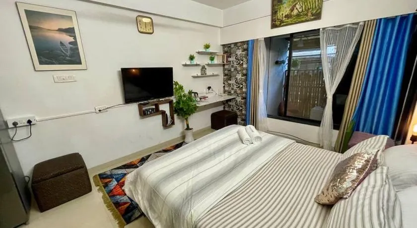 Shubhlaxmi Studio Apartment with sit out - Linking rd - Image 1
