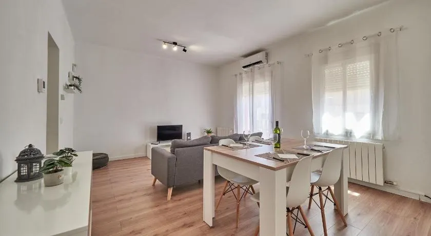 NUEVO Apartamento Centro Lleida - Image 1