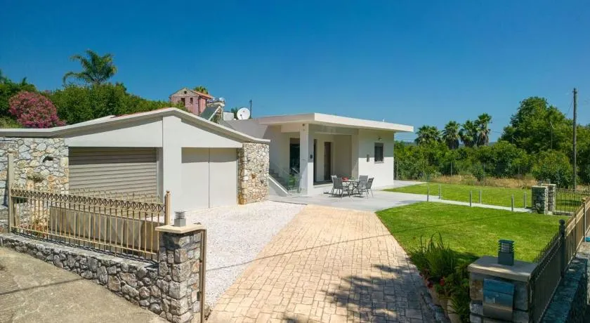 Villa Emily in countryside - Image 1