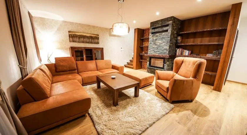 Elite House - Image 1