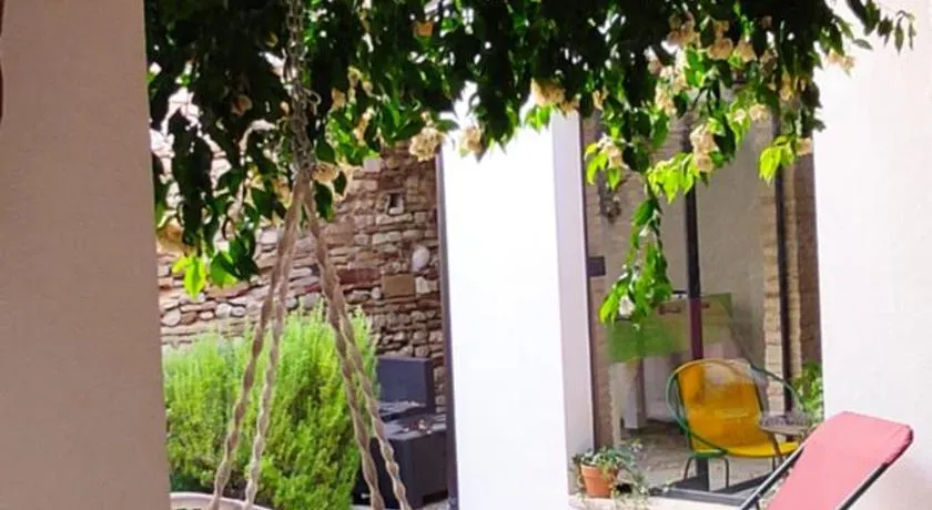 Casa Corte - Le Bouganville B&B - Image 1
