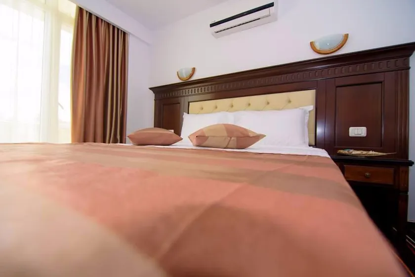 The perfect atmosphere for couples and families! - Image 1
