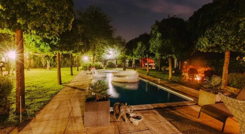 Gastehuis Madiba met privé zwembad en jacuzzi - Image 1