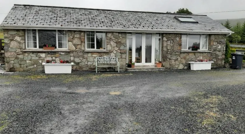 The Lodge guesthouse - Image 1