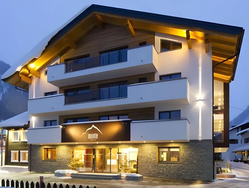 Alpinhotel Monte Superior - Silvretta Card Premium Betrieb - Image 1