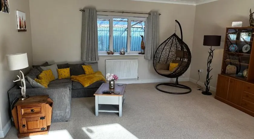 The Annexe - Image 1