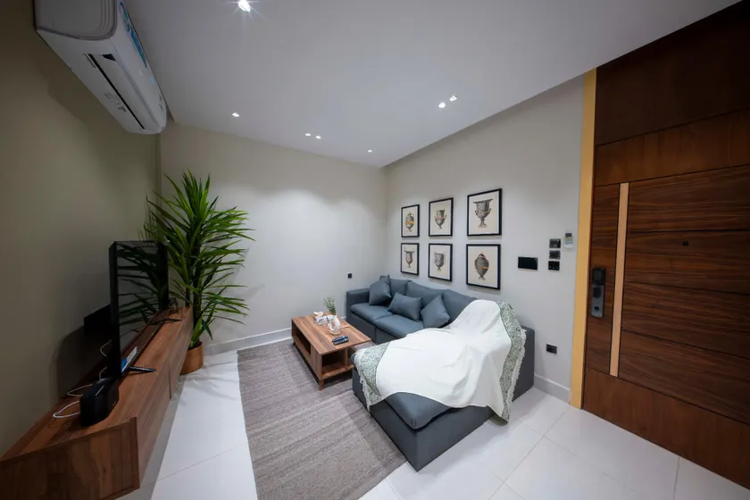 Luxury two bedroom Apartment As Salamah - Image 1