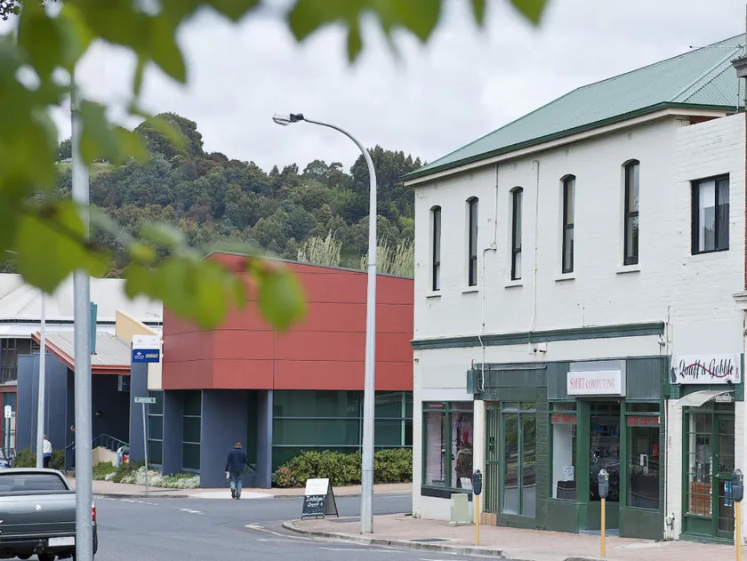 Burnie City Apartments - Image 1