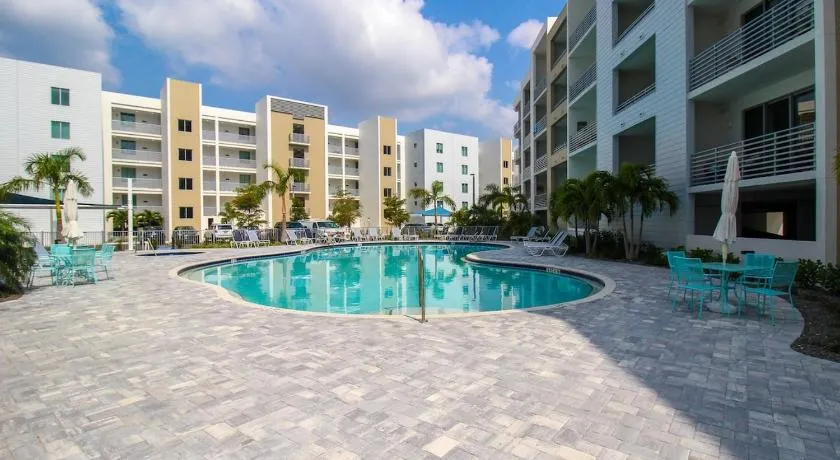 1 BR Condo Downtown Sarasota - Close To Beaches - Image 1