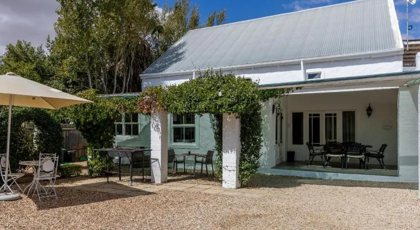 Julie's Cottage - Image 1