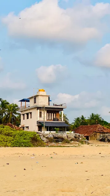 Eevara Beach By Shore - Image 1