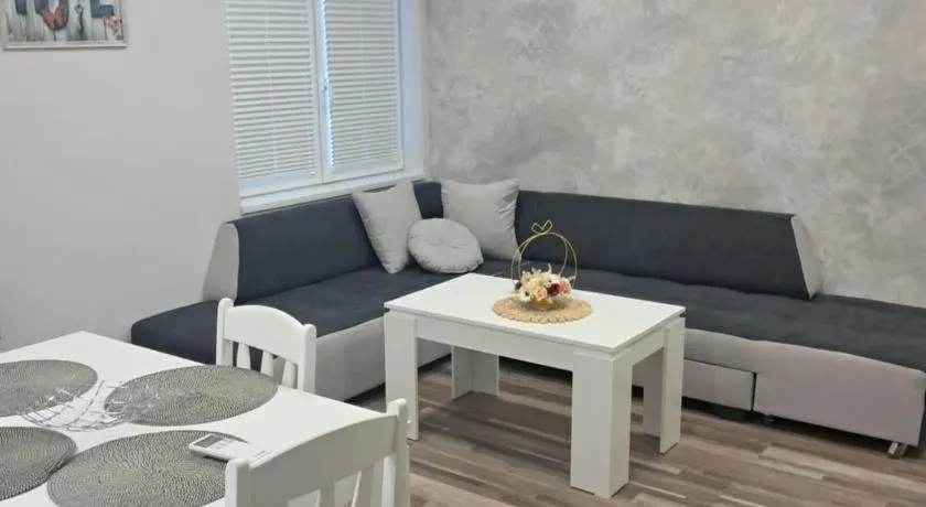 Apartment Petrovi - Image 1