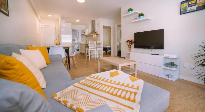 Calidez y encanto en Vigo centro by CABANA Rentals - Image 1