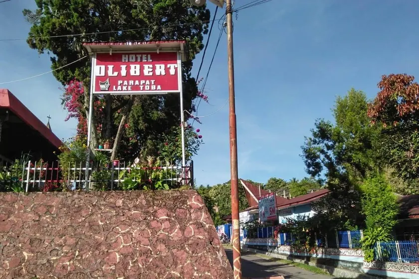 Hotel Olibert Parapat Ajibata Mitra RedDoorz - Image 1