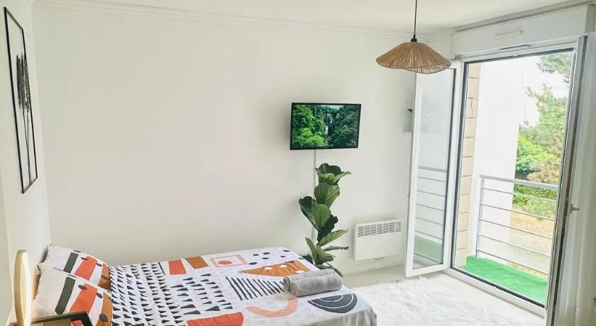 Lumineux & cosy studio - Image 1