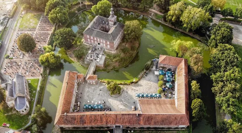 Landgoed Kasteel Limbricht - Image 1