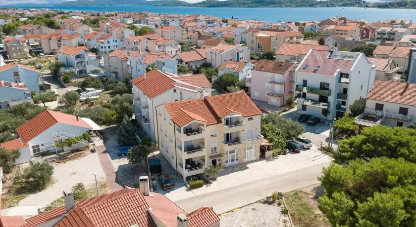 Apartments with parking space Srima - Vodice, Vodice - 23593 - Image 1