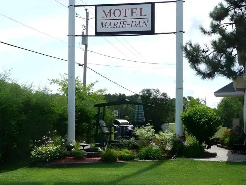 Motel Marie-Dan - Image 1
