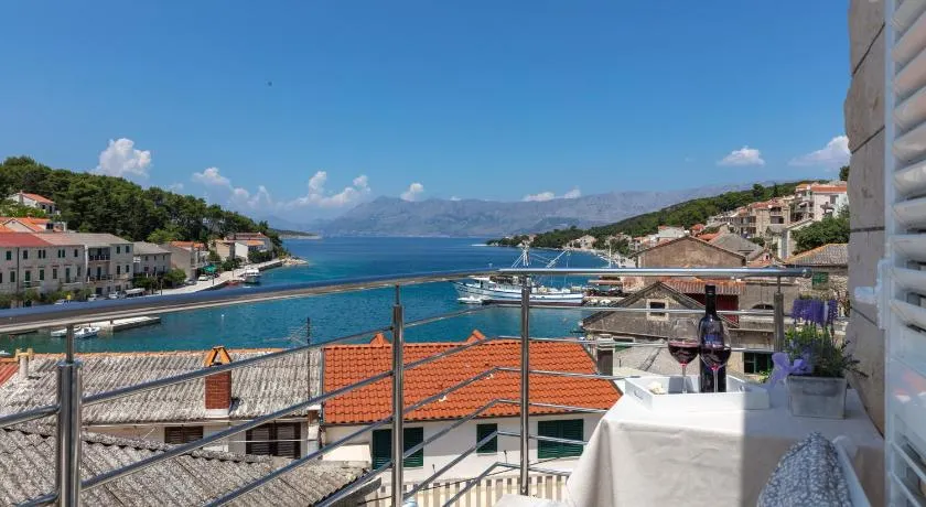 SEAVIEW apartment SPARKLE ISKRA - Povlja, Brač - Image 1