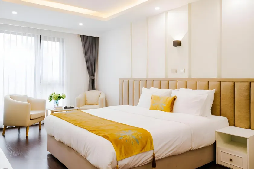 Royal Lotus Hotel - Image 1