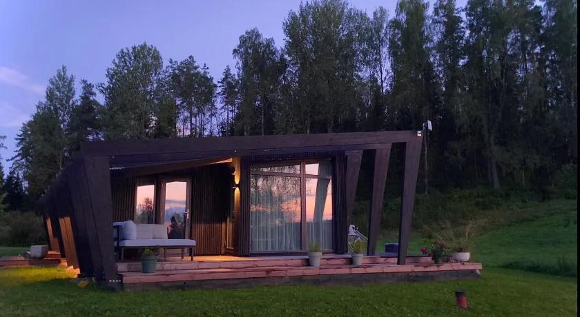 Tondikaku Holiday Home - Image 1